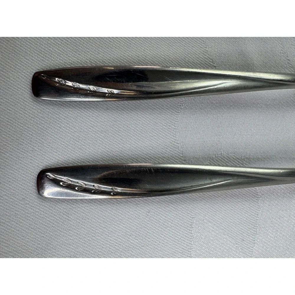 Rogers Cutlery Co Stainless USA Salad Forks Set of 2‎ Wheat Pattern 6 Inch
